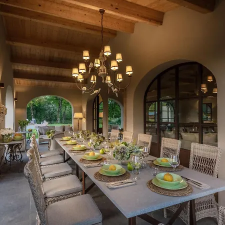 Del Nonno, Luxury Tuscan With Pool 빌라 Orentano